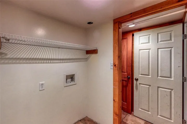 276 Chipmunk Drive, Twin Peaks, California 92391