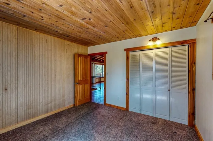 276 Chipmunk Drive, Twin Peaks, California 92391
