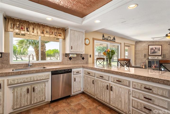 30503 Palm Avenue, Hemet, California 92543