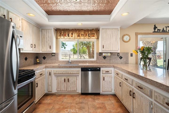 30503 Palm Avenue, Hemet, California 92543