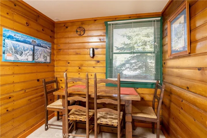 544 Waynoka Lane, Big Bear Lake, California 92315