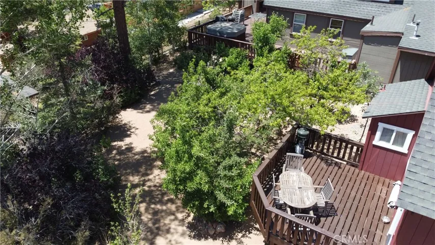 544 Waynoka Lane, Big Bear Lake, California 92315