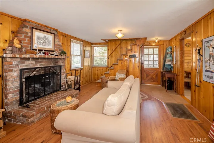 544 Waynoka Lane, Big Bear Lake, California 92315