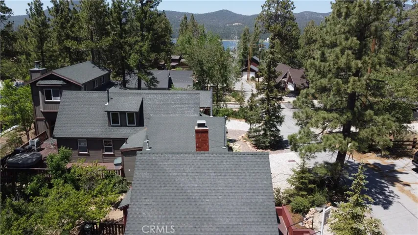 544 Waynoka Lane, Big Bear Lake, California 92315
