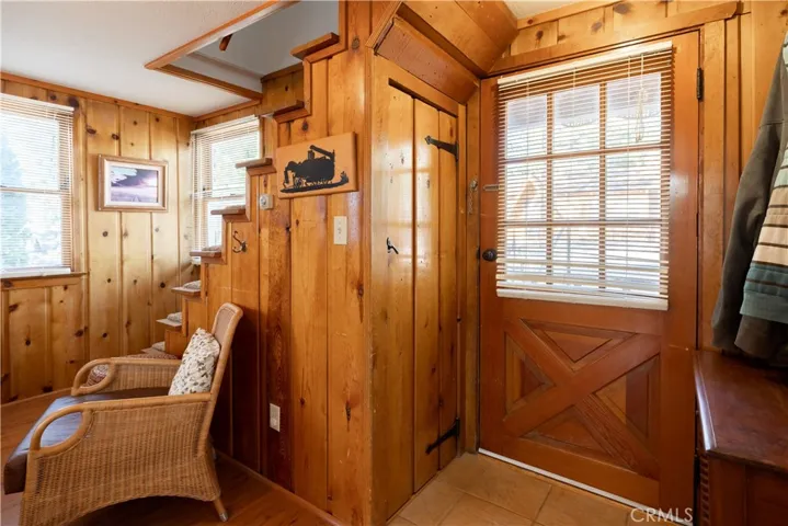 544 Waynoka Lane, Big Bear Lake, California 92315