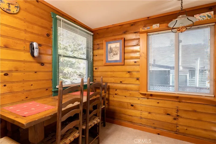 544 Waynoka Lane, Big Bear Lake, California 92315