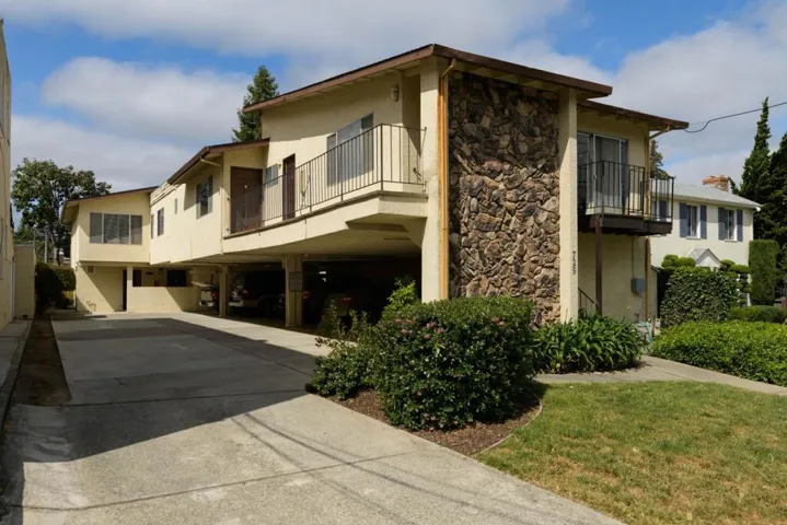 729 Highland Avenue, San Mateo, California 94401