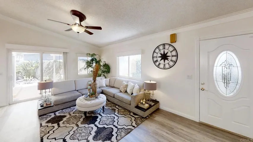 2010 W San Marcos Blvd. 33, San Marcos, California 92078
