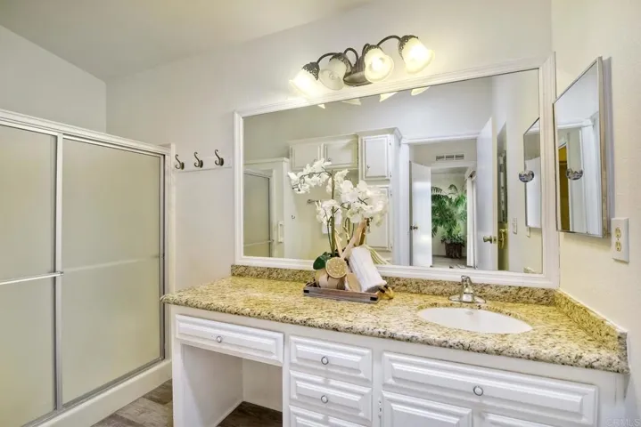 2010 W San Marcos Blvd. 33, San Marcos, California 92078