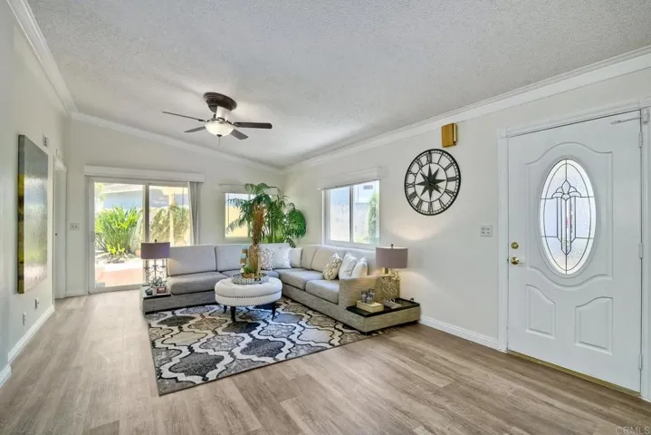 2010 W San Marcos Blvd. 33, San Marcos, California 92078