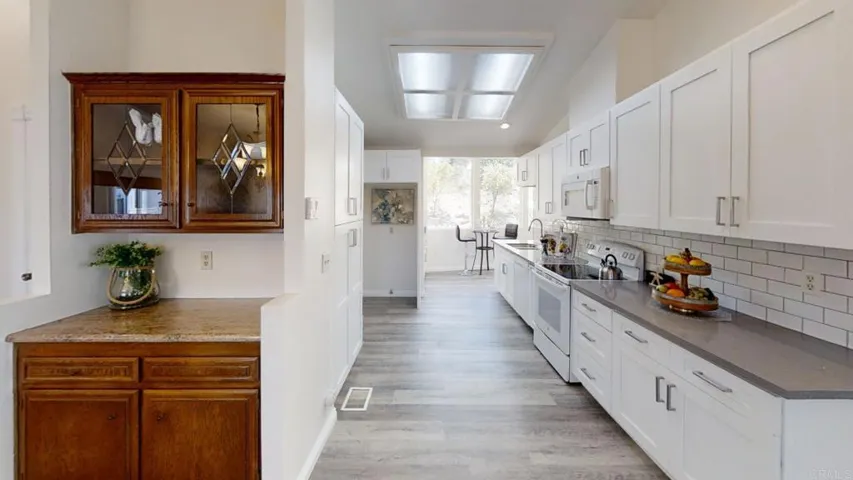 2010 W San Marcos Blvd. 33, San Marcos, California 92078