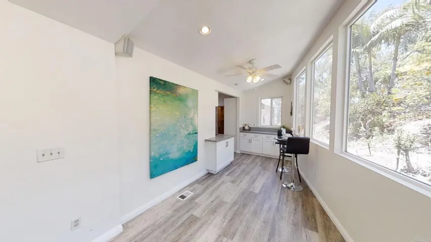 2010 W San Marcos Blvd. 33, San Marcos, California 92078