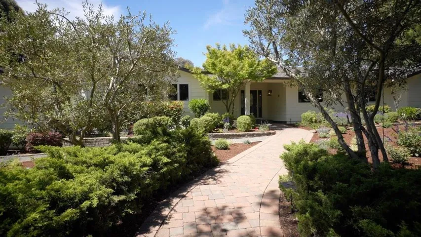285 Ridgeway Road, Woodside, California 94062
