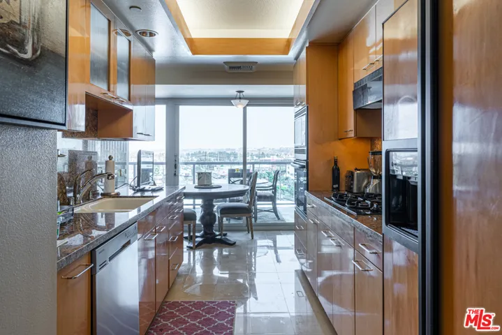13600 Marina Pointe Drive 606, Marina Del Rey, California 90292