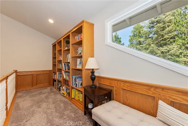 334 Riviera Drive, Lake Arrowhead, California 92352