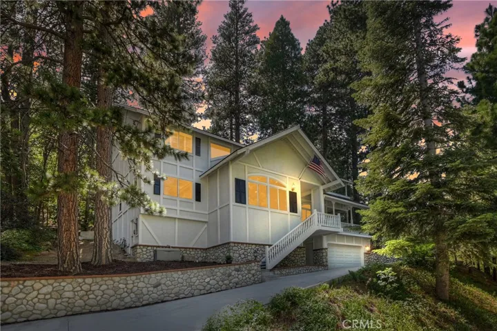 334 Riviera Drive, Lake Arrowhead, California 92352