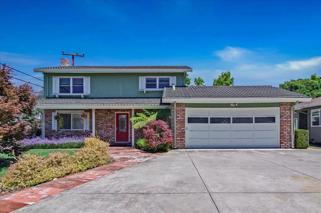 , California home-pic-0