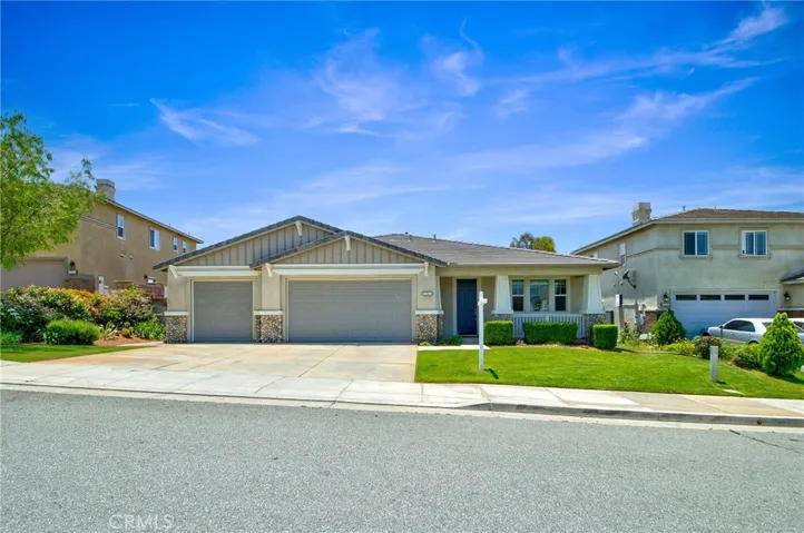 FRONT VIEW OF HOME