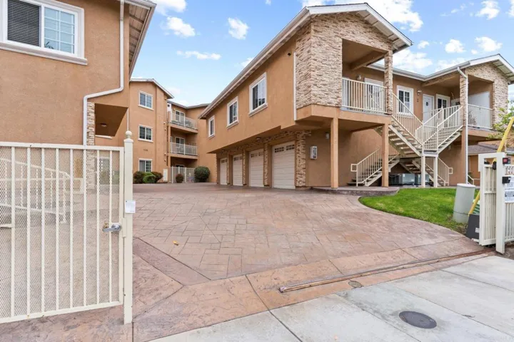 7056 Fulton Street 16, San Diego, California 92111