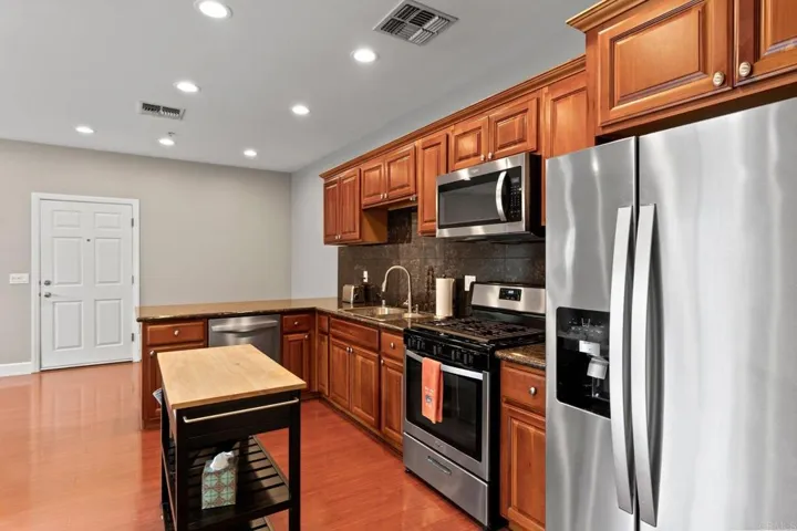 7056 Fulton Street 16, San Diego, California 92111