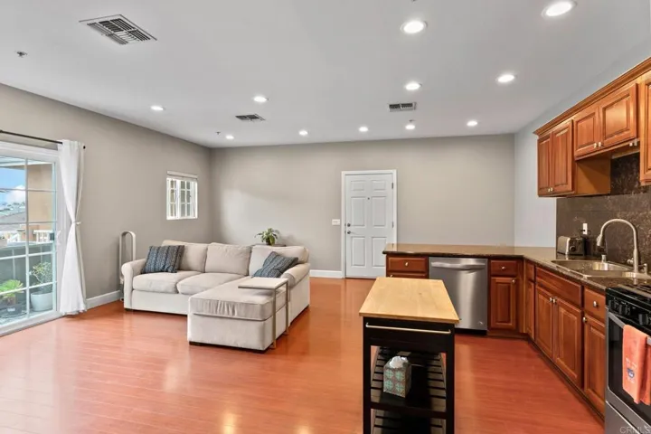 7056 Fulton Street 16, San Diego, California 92111