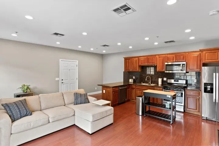 7056 Fulton Street 16, San Diego, California 92111