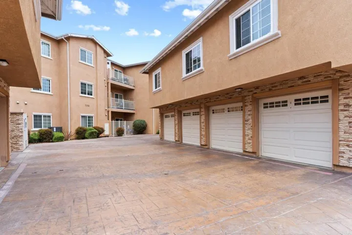 7056 Fulton Street 16, San Diego, California 92111