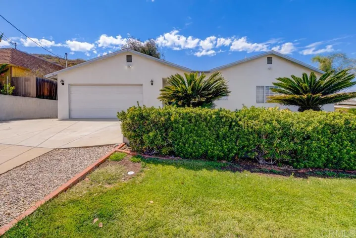 8520 Organdy Lane, Santee, California 92071