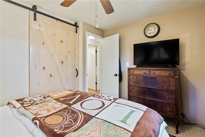467 Thousand Pines Road, Crestline, California 92325