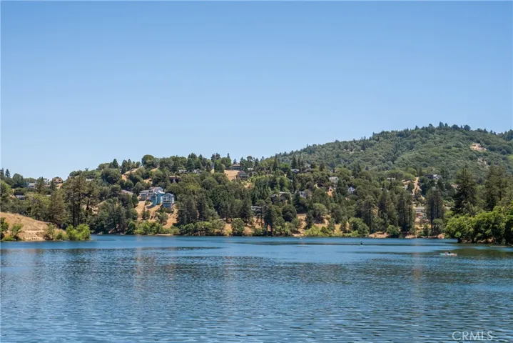 467 Thousand Pines Road, Crestline, California 92325
