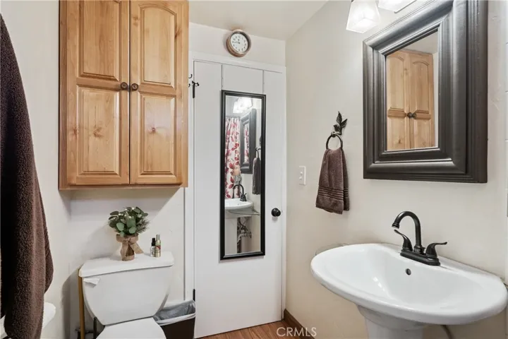 467 Thousand Pines Road, Crestline, California 92325