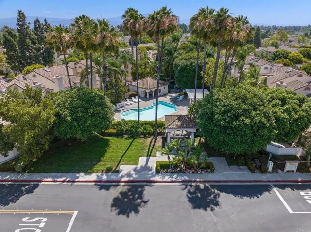 33 Alcoba, Irvine, California 92614