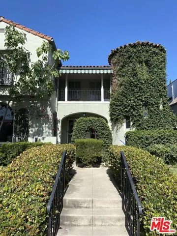 325 N Mansfield Avenue, Los Angeles, California 90036