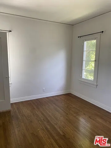 325 N Mansfield Avenue, Los Angeles, California 90036