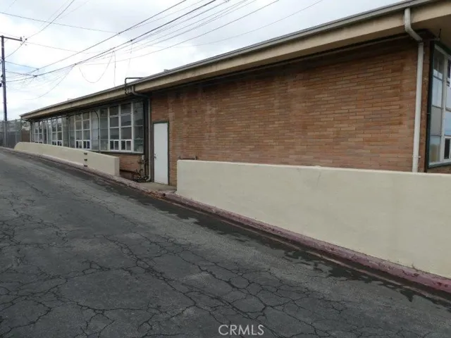 122 N Pacific Coast, Redondo Beach, California 90277