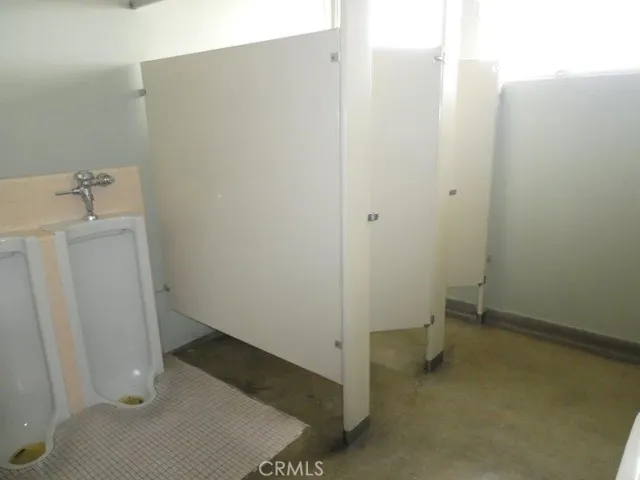 122 N Pacific Coast, Redondo Beach, California 90277