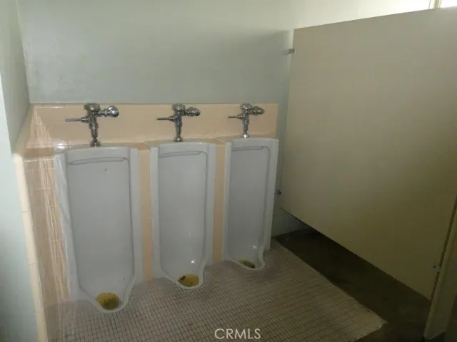 122 N Pacific Coast, Redondo Beach, California 90277