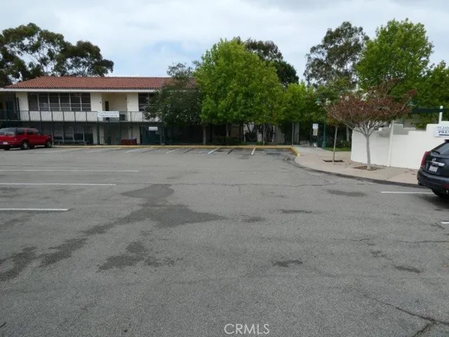 122 N Pacific Coast, Redondo Beach, California 90277
