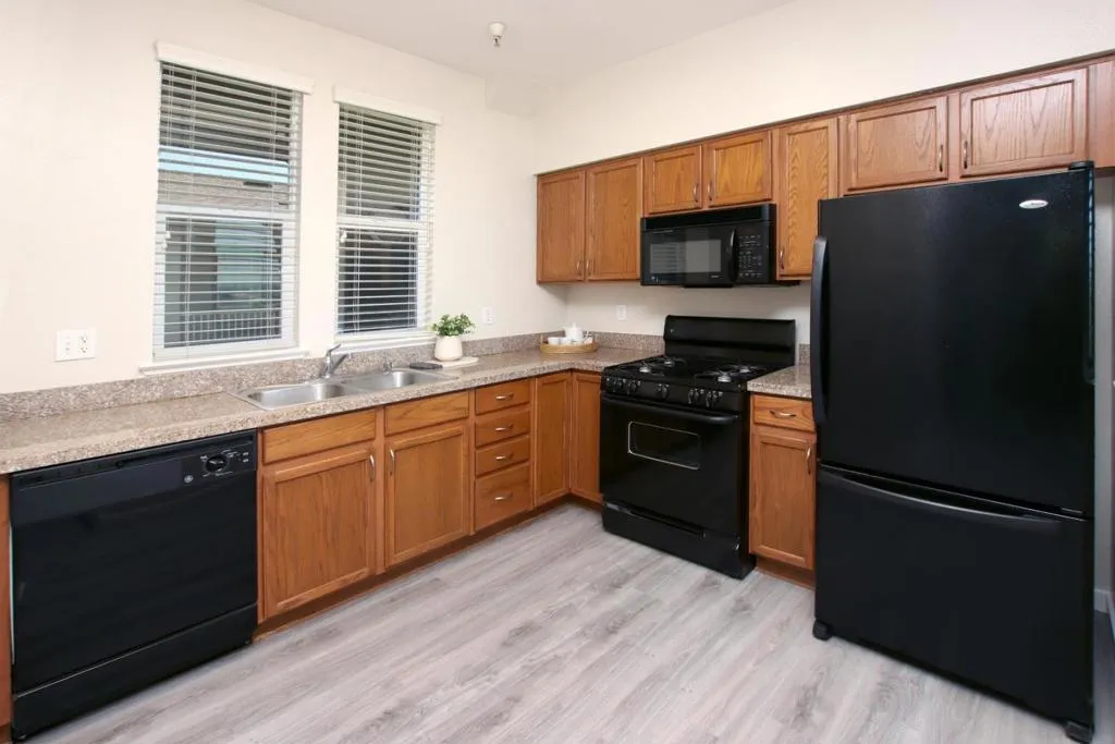 212 Pacifica Boulevard 301, Watsonville, California 95076 home-pic-23