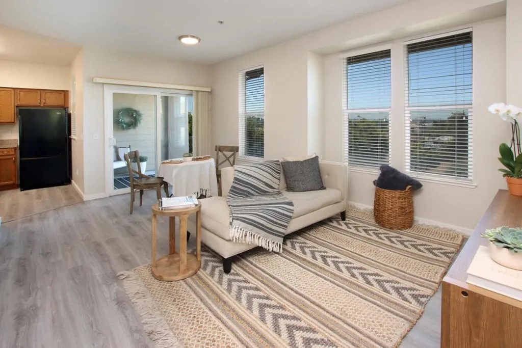 212 Pacifica Boulevard 301, Watsonville, California 95076 home-pic-14