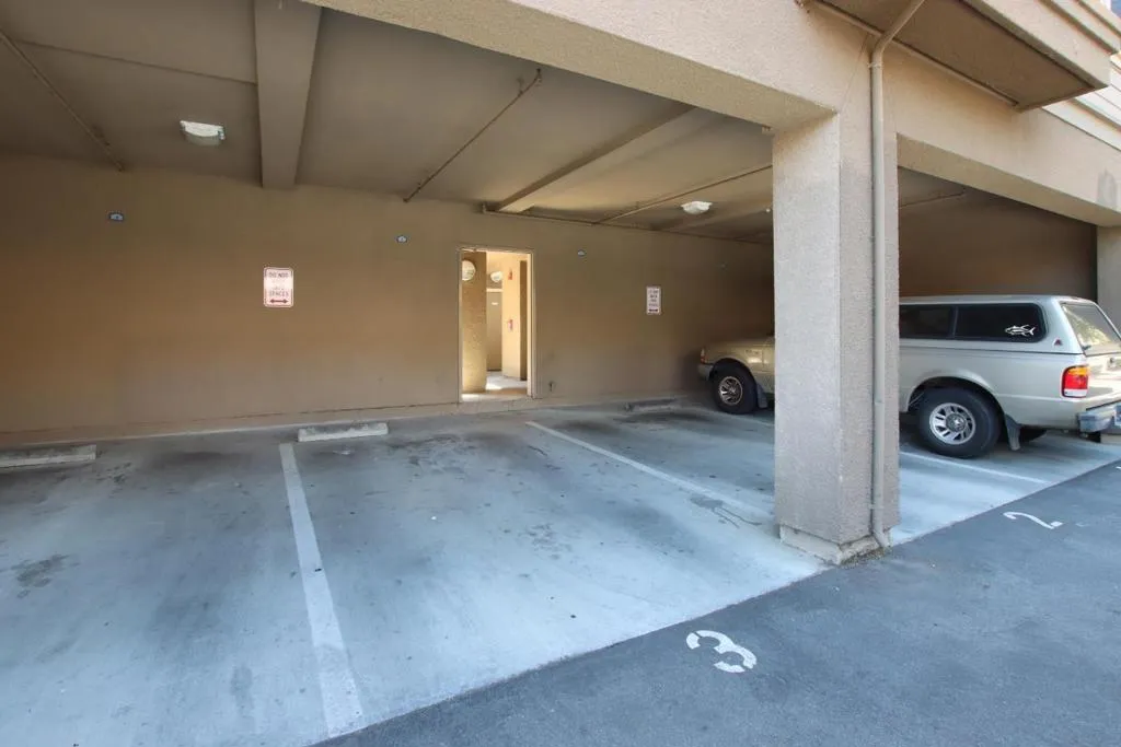 212 Pacifica Boulevard 301, Watsonville, California 95076 home-pic-25