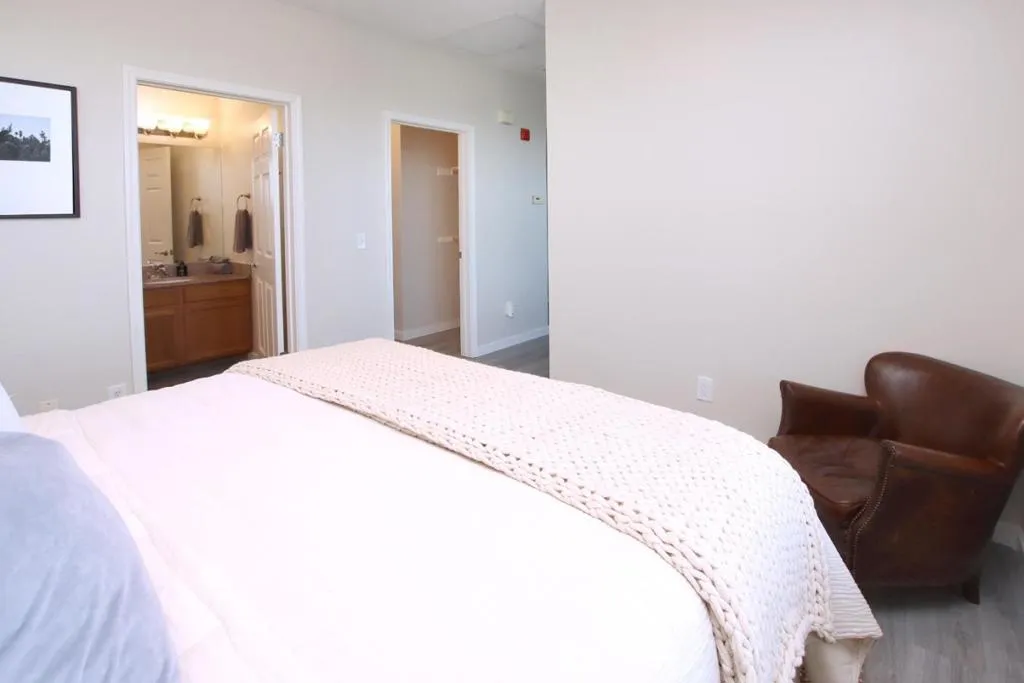 212 Pacifica Boulevard 301, Watsonville, California 95076 home-pic-12