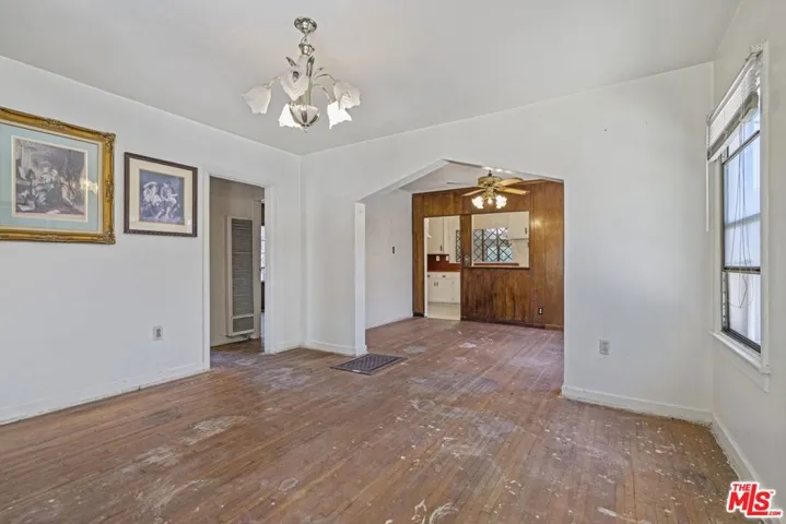 4310 W 103rd Street, Inglewood, California 90304