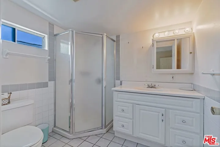 4310 W 103rd Street, Inglewood, California 90304