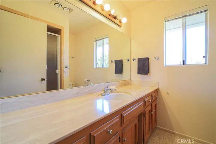 En-suite bathroom