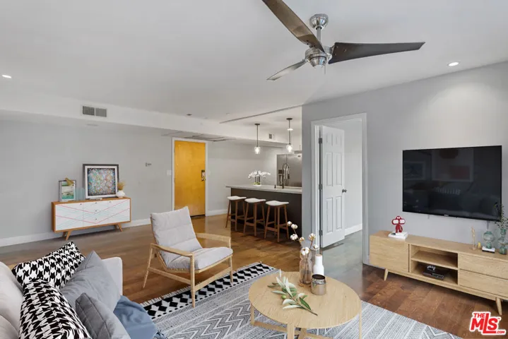 2121 Beloit Avenue 112, Los Angeles, California 90025