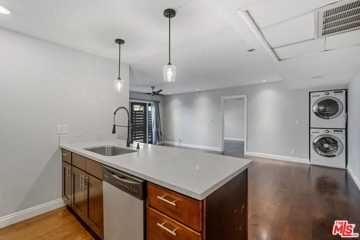 2121 Beloit Avenue 112, Los Angeles, California 90025