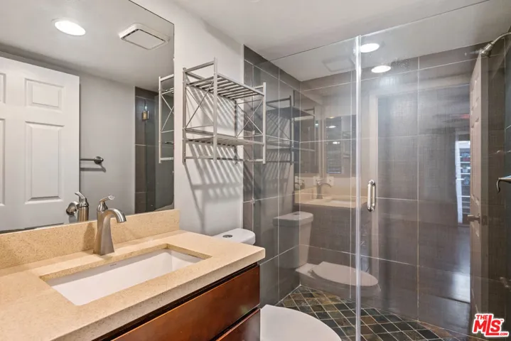 2121 Beloit Avenue 112, Los Angeles, California 90025
