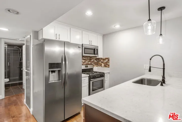 2121 Beloit Avenue 112, Los Angeles, California 90025