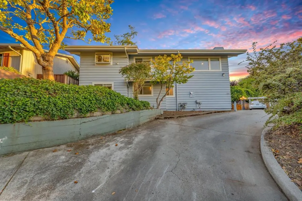 130 Goss Avenue, Santa Cruz, California 95065 home-pic-0